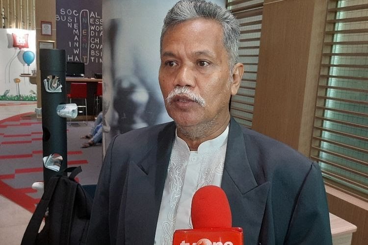 Tafsir bebas RUNGKAD