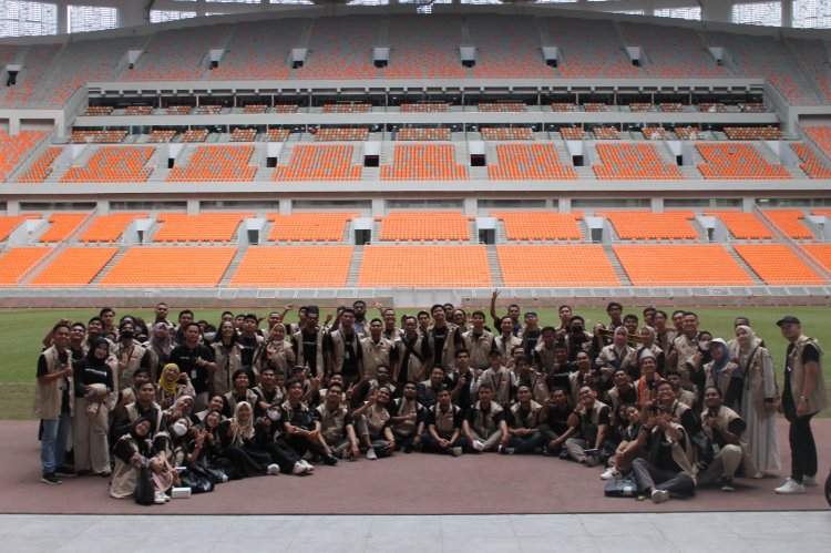 Peserta Bawa Idemu Menikmati Kemegahan Jakarta International Stadium