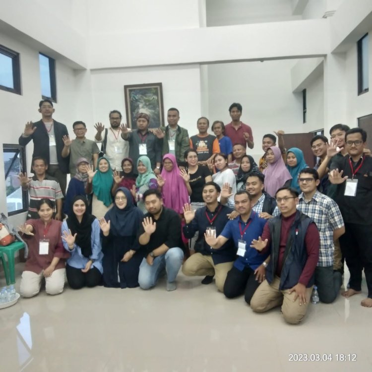 CALEG MUDA DIGEMBLENG GERAKAN TURUN TANGAN