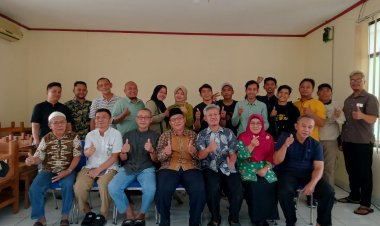 HAMDI ZAENAL DI KUKUHKAN JADI KETUM IRWAJA MALEBER