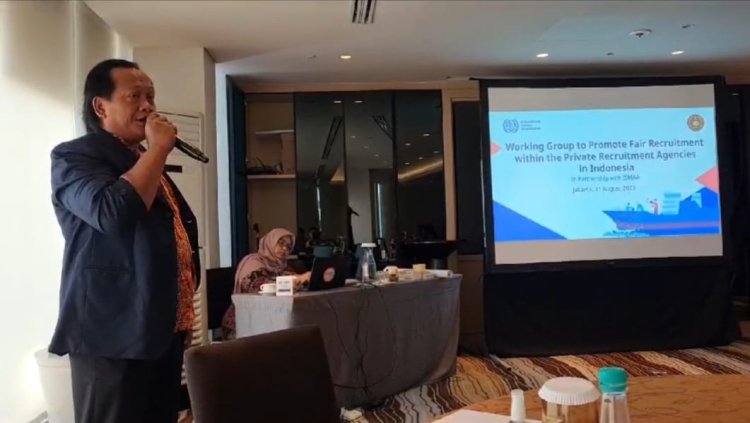 SMART SCHOOL DALAM MENCIPTAKAN PENGUSAHA MELALUI PROGRAM KOPERASI METODE MENABUNG