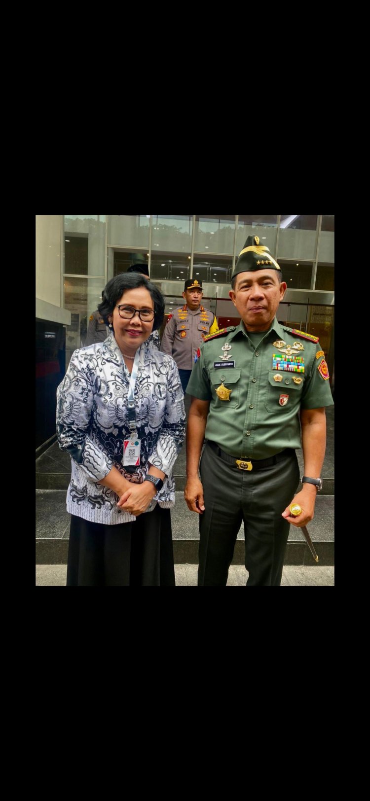 POLITIK TNI, POLITIK PGRI ADALAH POLITIK NEGARA