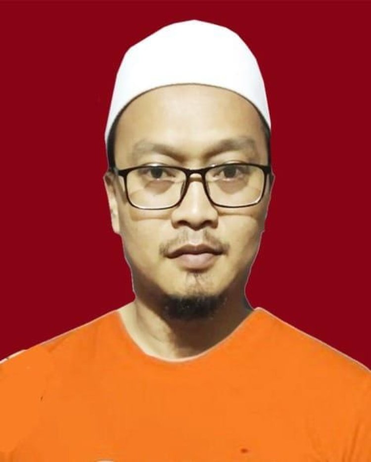 BUDI SANTOSO SEKRETARIS FSPMI NYALEG DARI PARTAI BURUH KUNINGAN