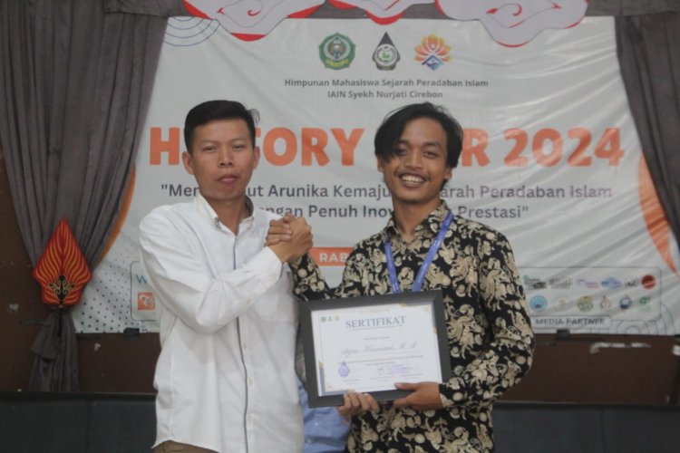 AGUS KUSMAN BERBAGI PENGALAMAN DI UIN SIBER SYEKH NURJATI CIREBON