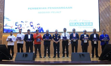 ISMAA MENDAPATKAN PENGHARGAAN DARI DIRJEN PERHUBUNGAN LAUT KEMENHUB