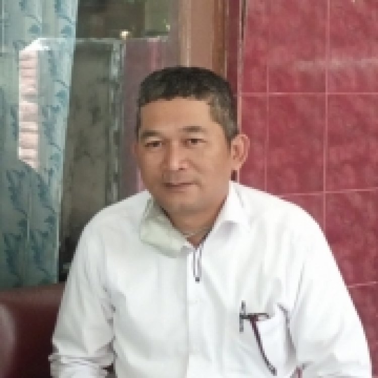 DI TENGAH BADAI REGULASI BANSOS