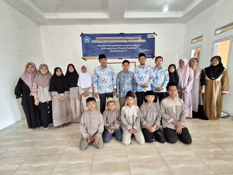 DOSEN UNIVERSITAS INDRAPRASTA PGRI LAKUKAN PENGABDIAN KEPADA MASYARAKAT DI PONDOK PESANTREN ROUDLOTUL QUROO CIREBON