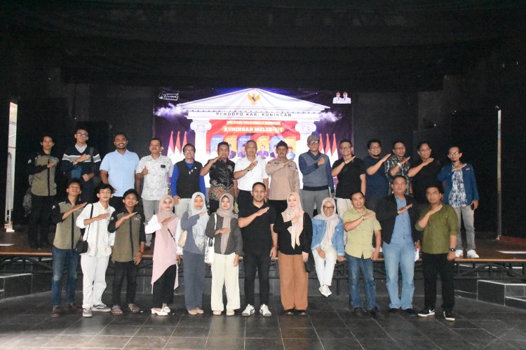 100 HARI KERJA BUPATI DAN WAKIL BUPATI KUNINGAN  JADI SOROTAN DALAM DISKUSI WAROENG RAKYAT