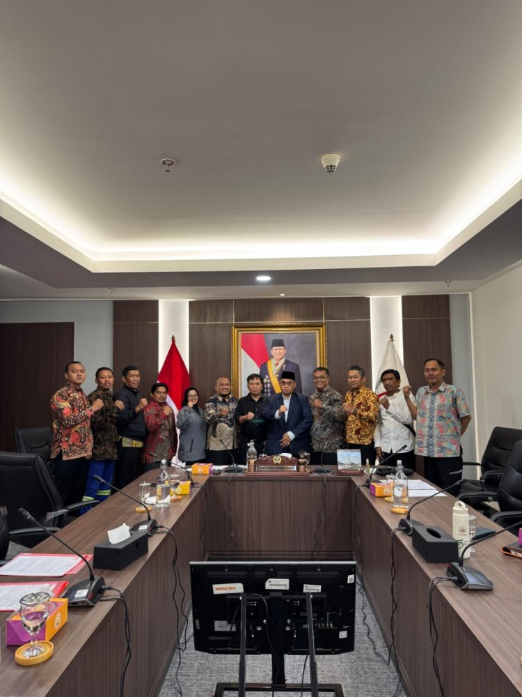 FRAKSI DPRD GERINDA DKI JAKARTA SIAP PERJUANGAN APIRASI FPTHSI TERKAIT PPPK PARUH WAKTU