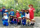Outing Class Anak-Anak Tonjong Sangkanurip di Eduwisata Kebun Naga Kuningan : Edukasi Menanam dan Permainan Seru