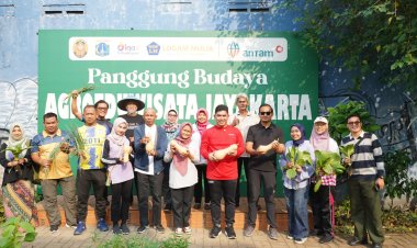 PANEN DI TENGAH KOTA, MENJAGA HARAPAN DARI SEBIDANG LAHAN
